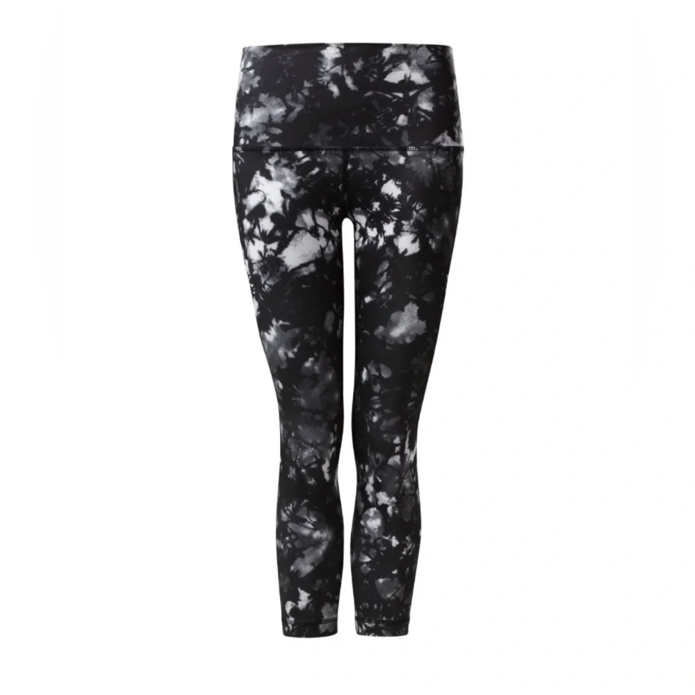 Lululemon Wunder Under Cropped Leggings